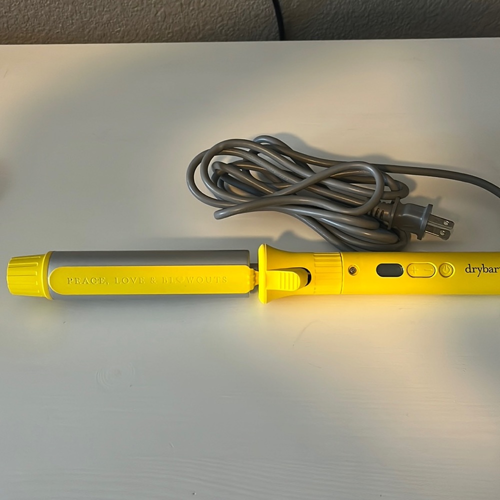Dry at 3-day bender 1.25”rotating digital curling iron